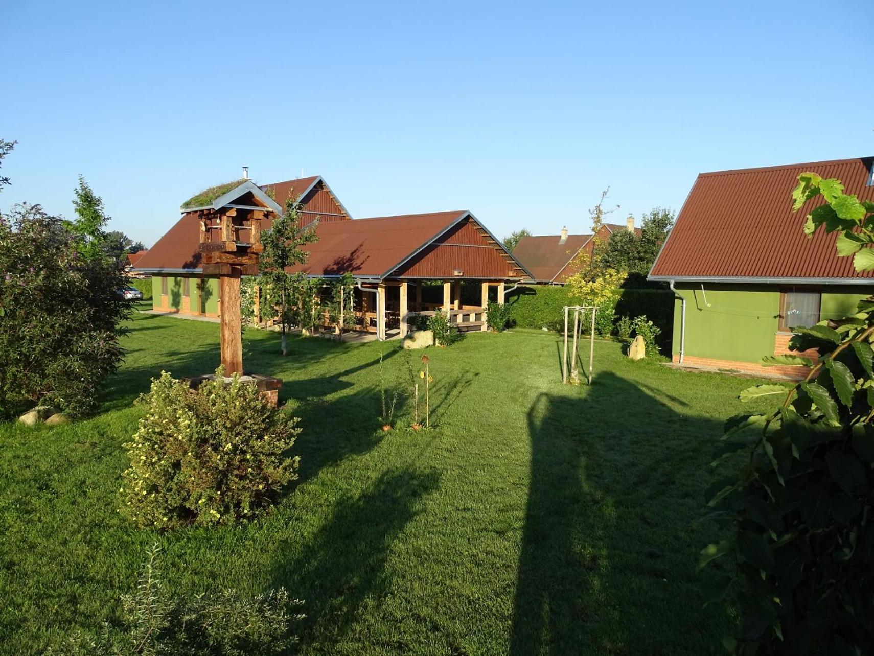 Penzion Pod Vapenkami Straznice Exterior photo